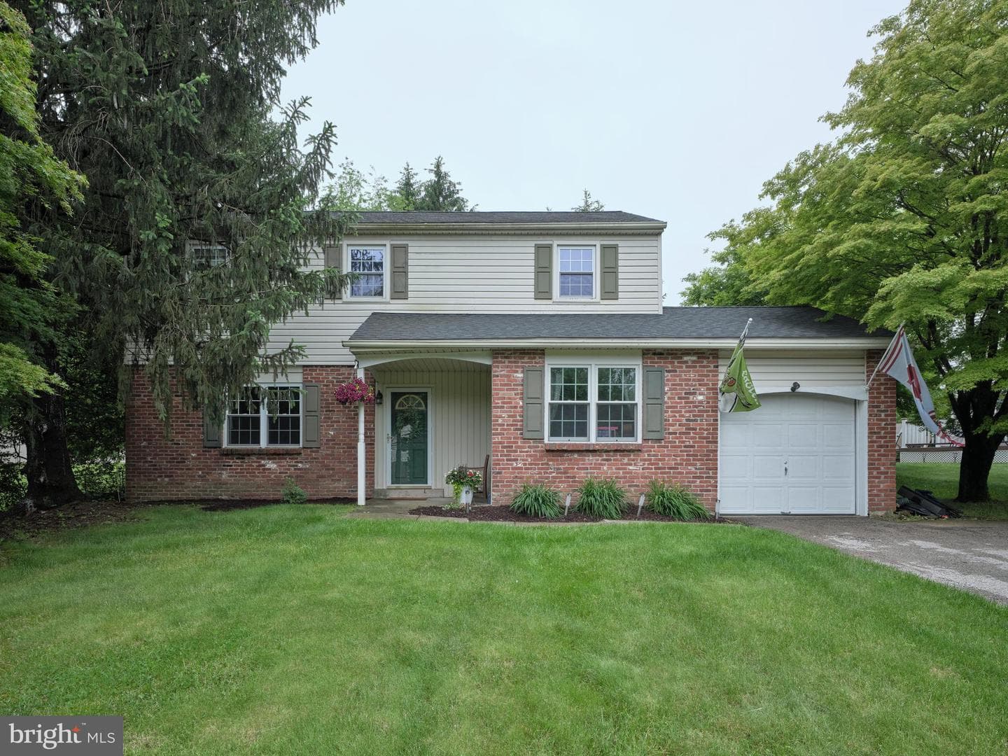408 W Bristol Road photo 55
