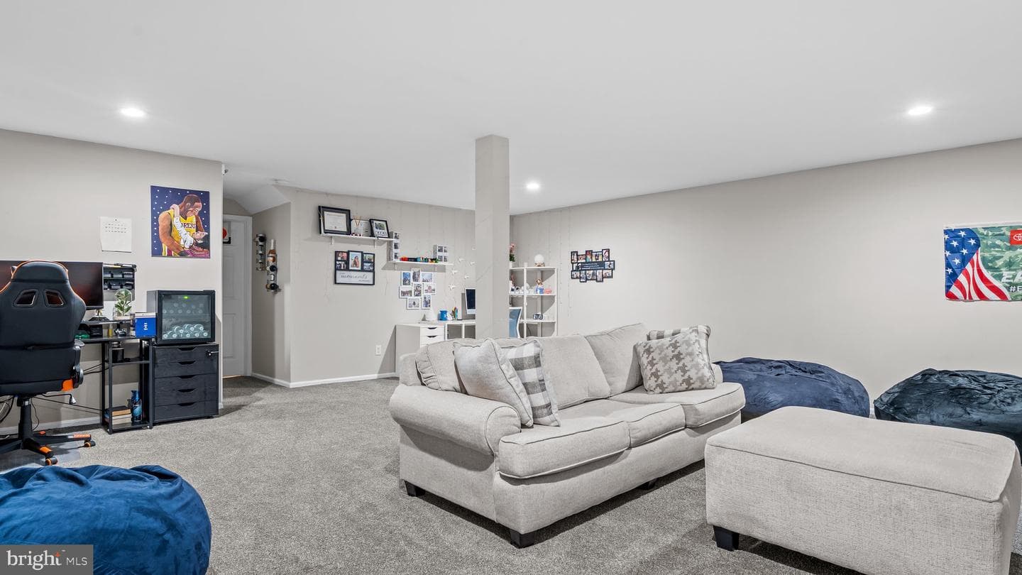 32 Tankard Lane photo 37