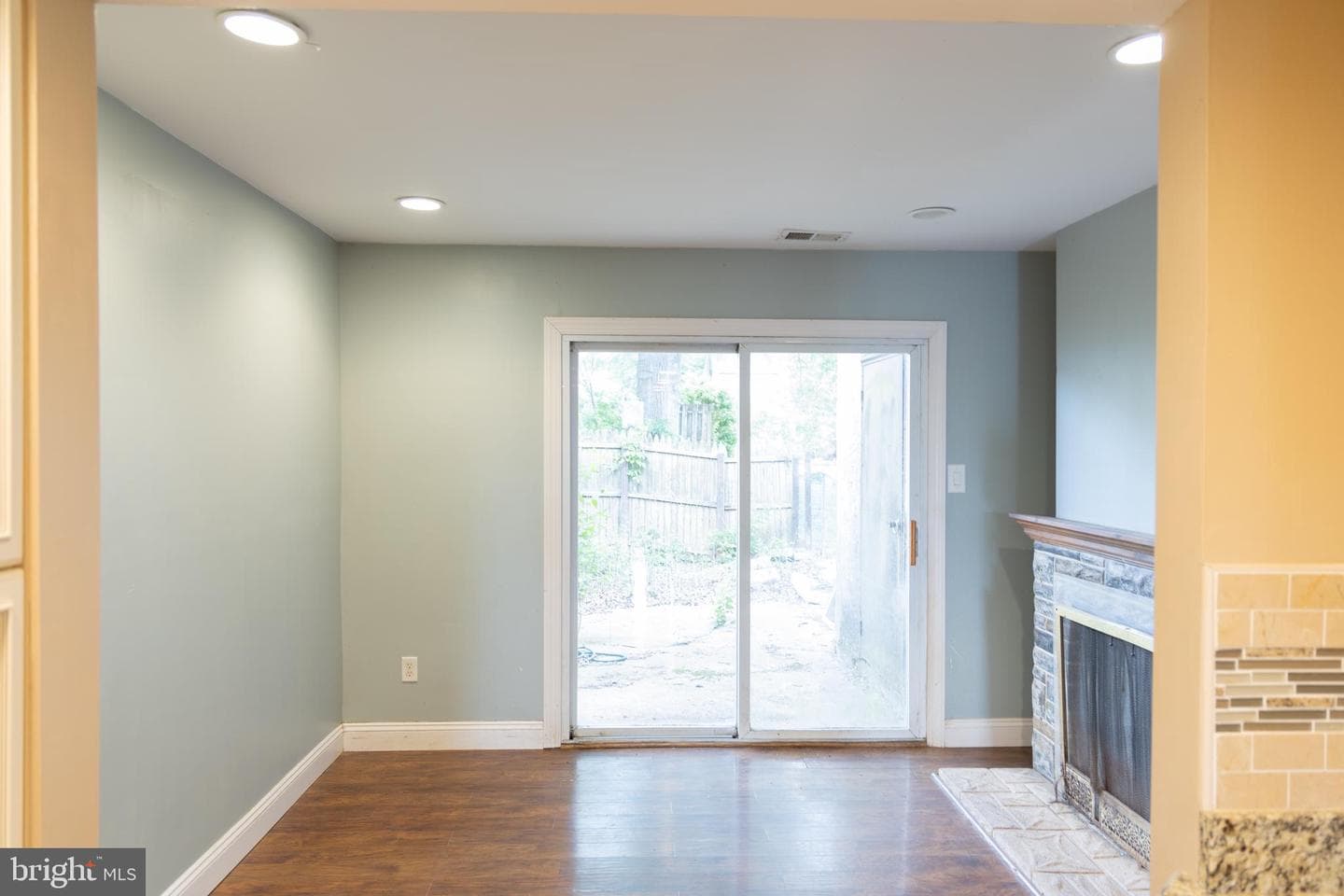 1217 Suzann Drive photo 10