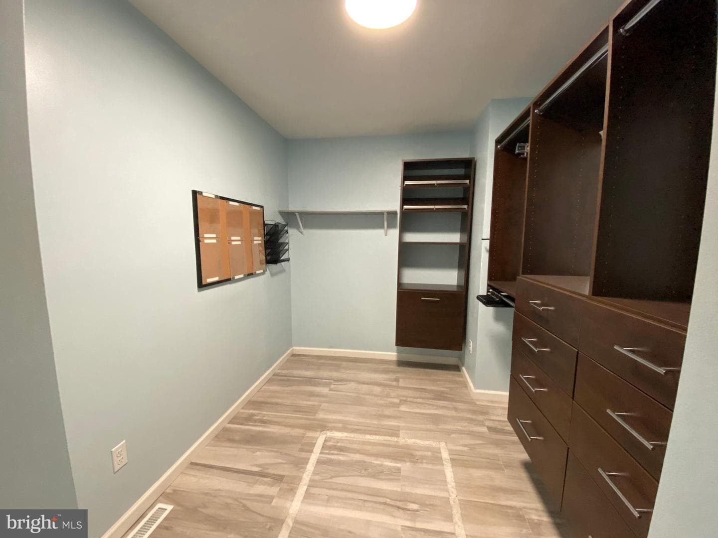 1217 Suzann Drive photo 15