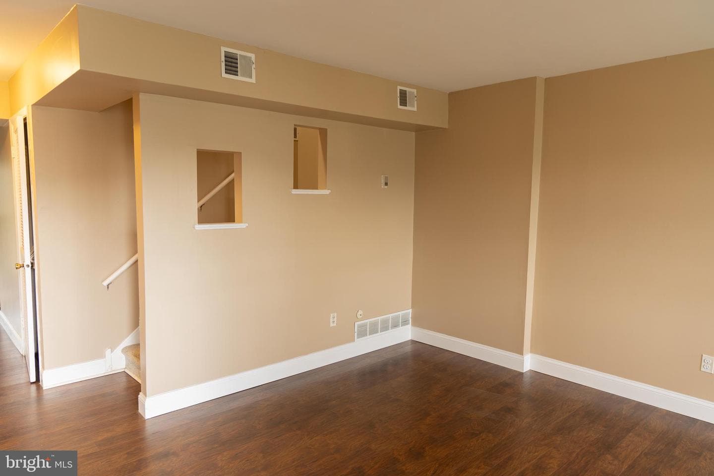 1217 Suzann Drive photo 8