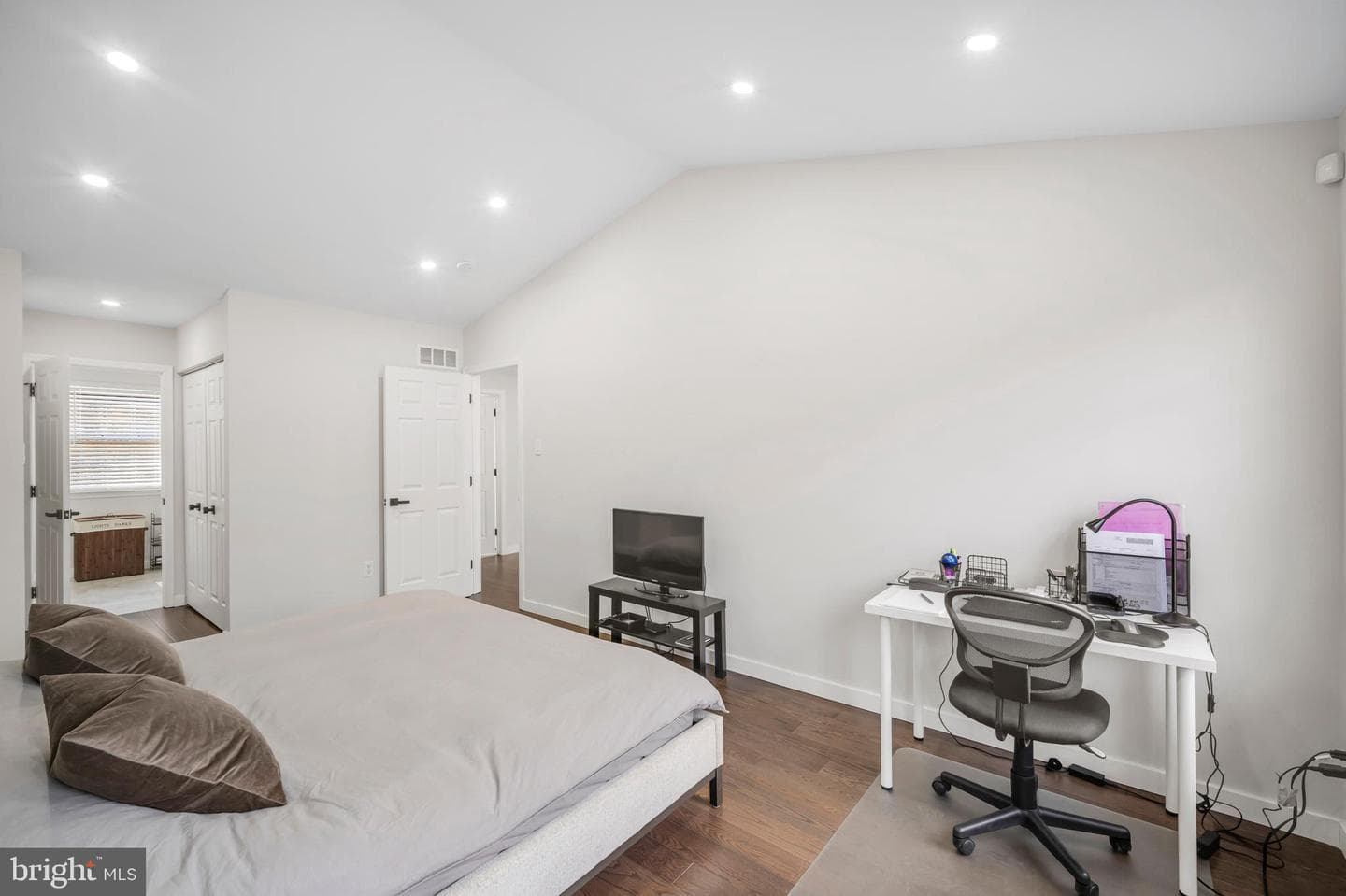 615 Nicole Drive photo 34