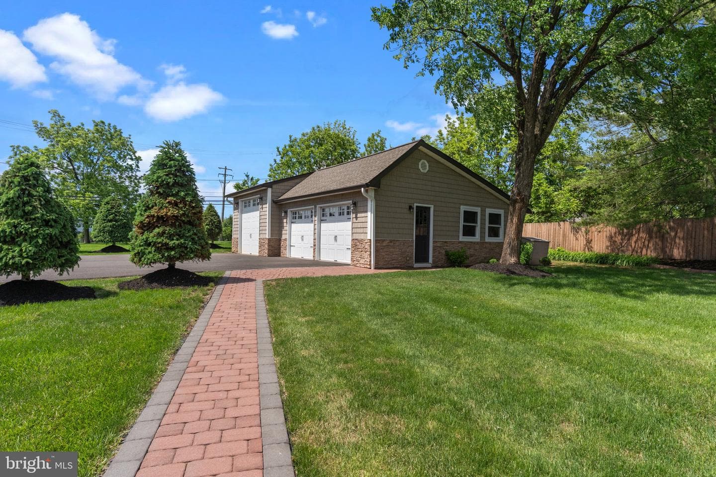 2241 2nd Street Pike photo 31