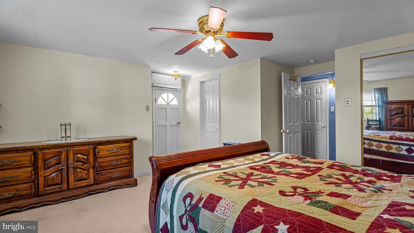 66 Lillian Street photo 26