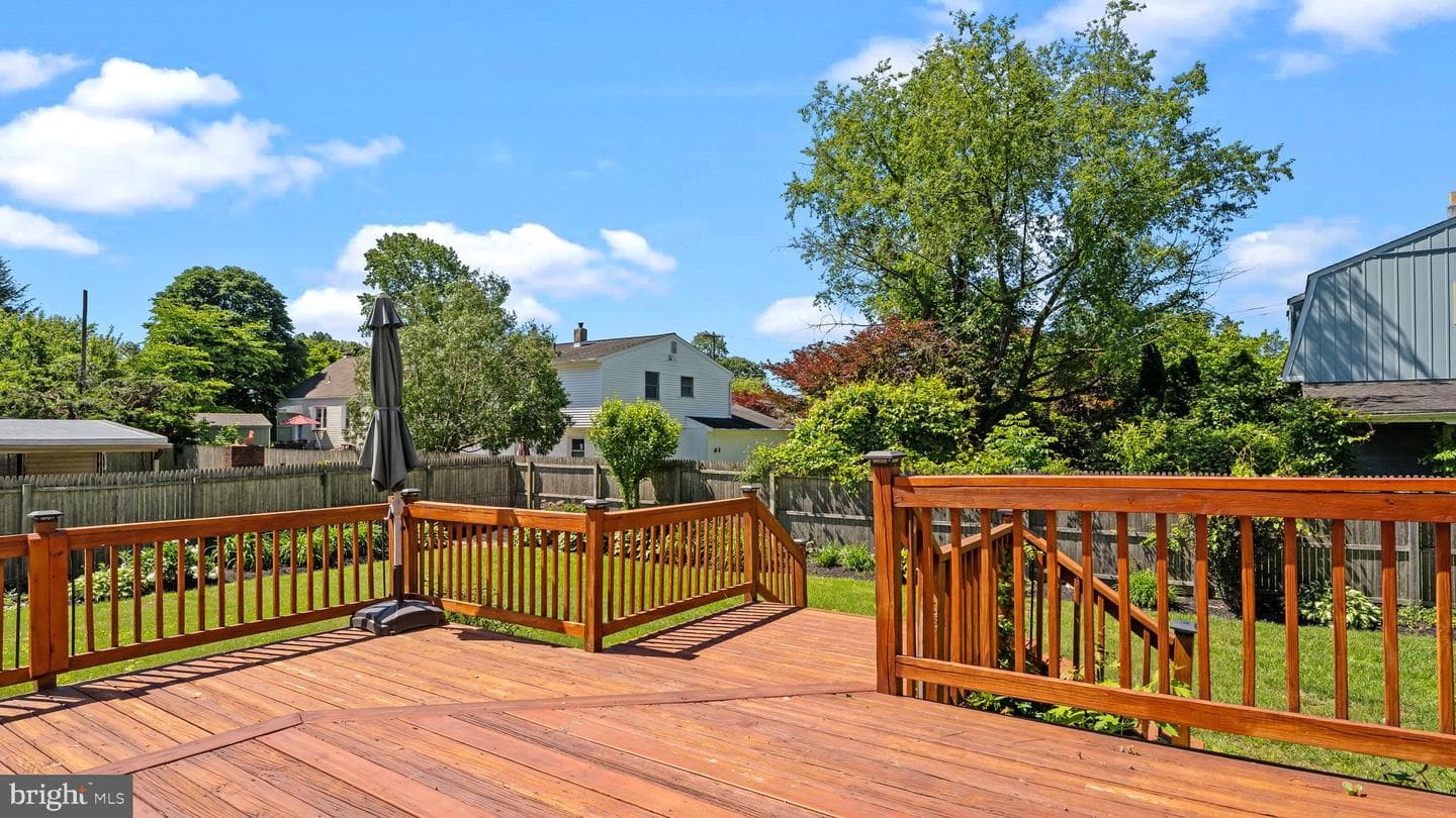 66 Lillian Street photo 35