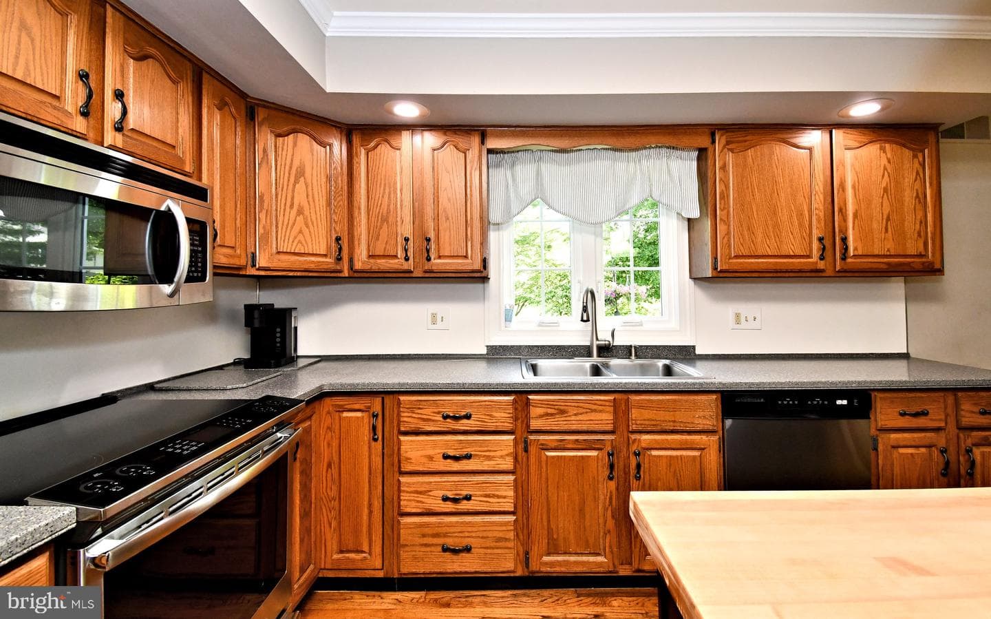 3070 Ursulas Way photo 25