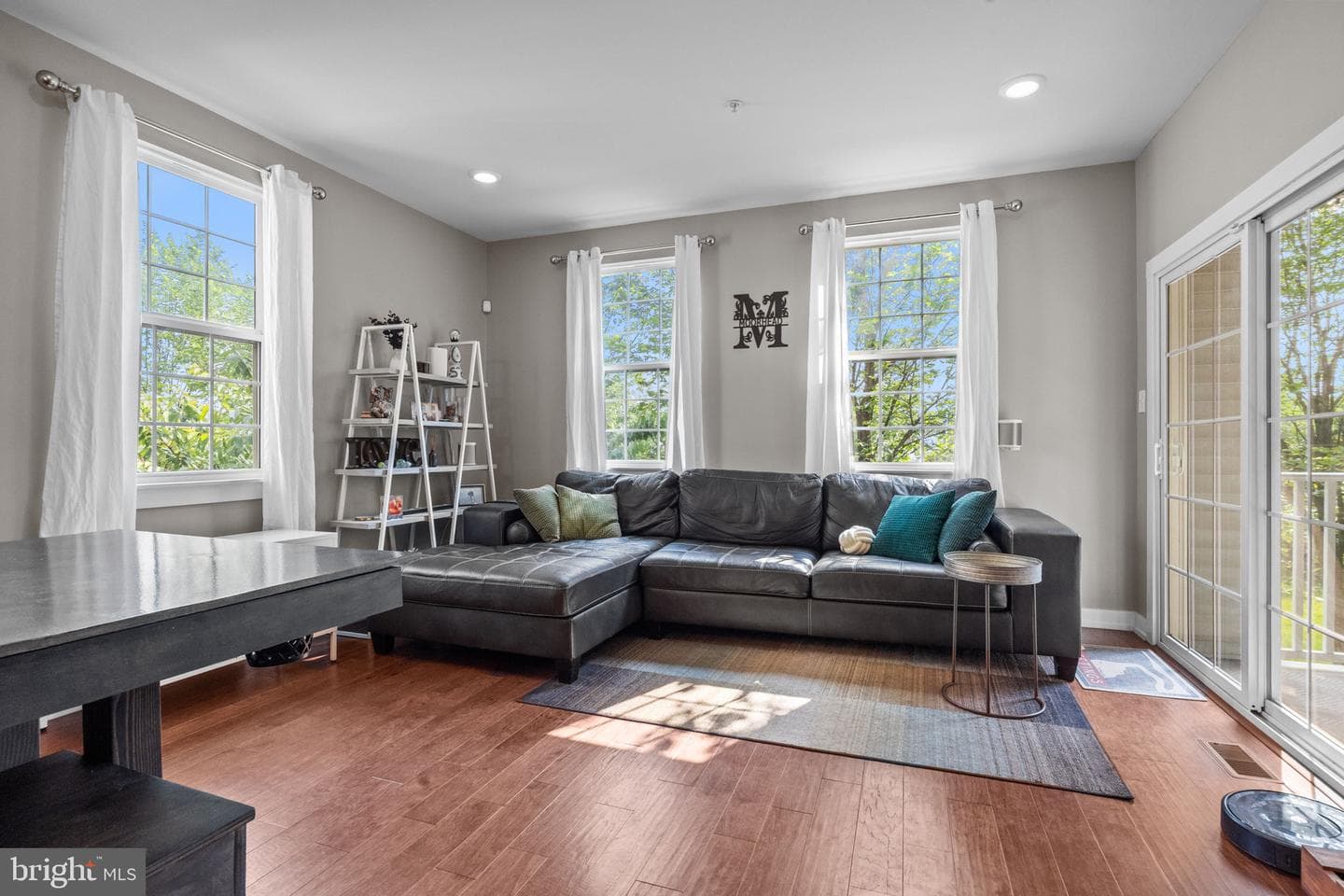 135a Equestrian Row photo 8