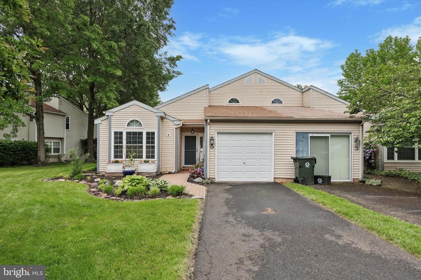 5 Kern Drive