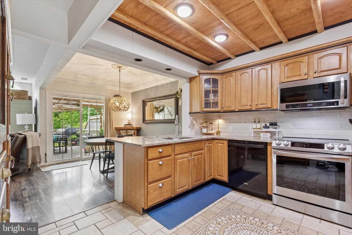 5 Kern Drive photo 8