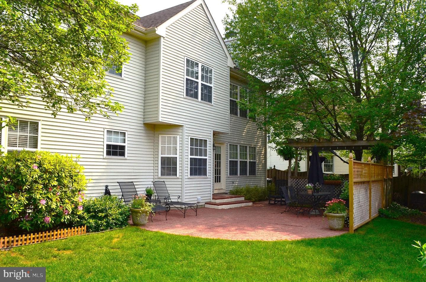 1004 Canter Circle photo 25