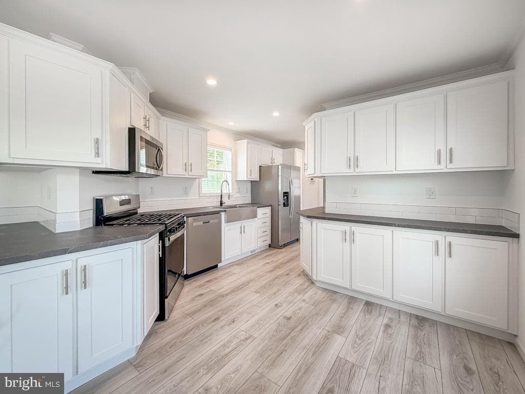 209 Johnson Drive photo 11