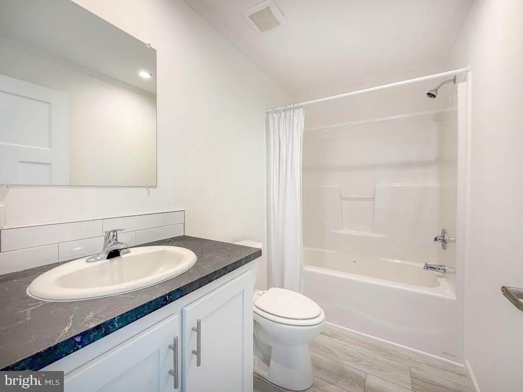 209 Johnson Drive photo 22