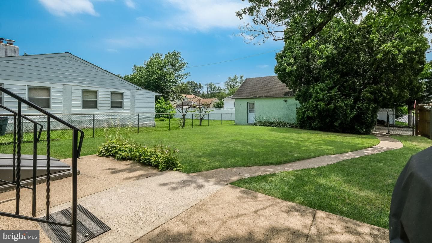 526 Durham Road photo 29