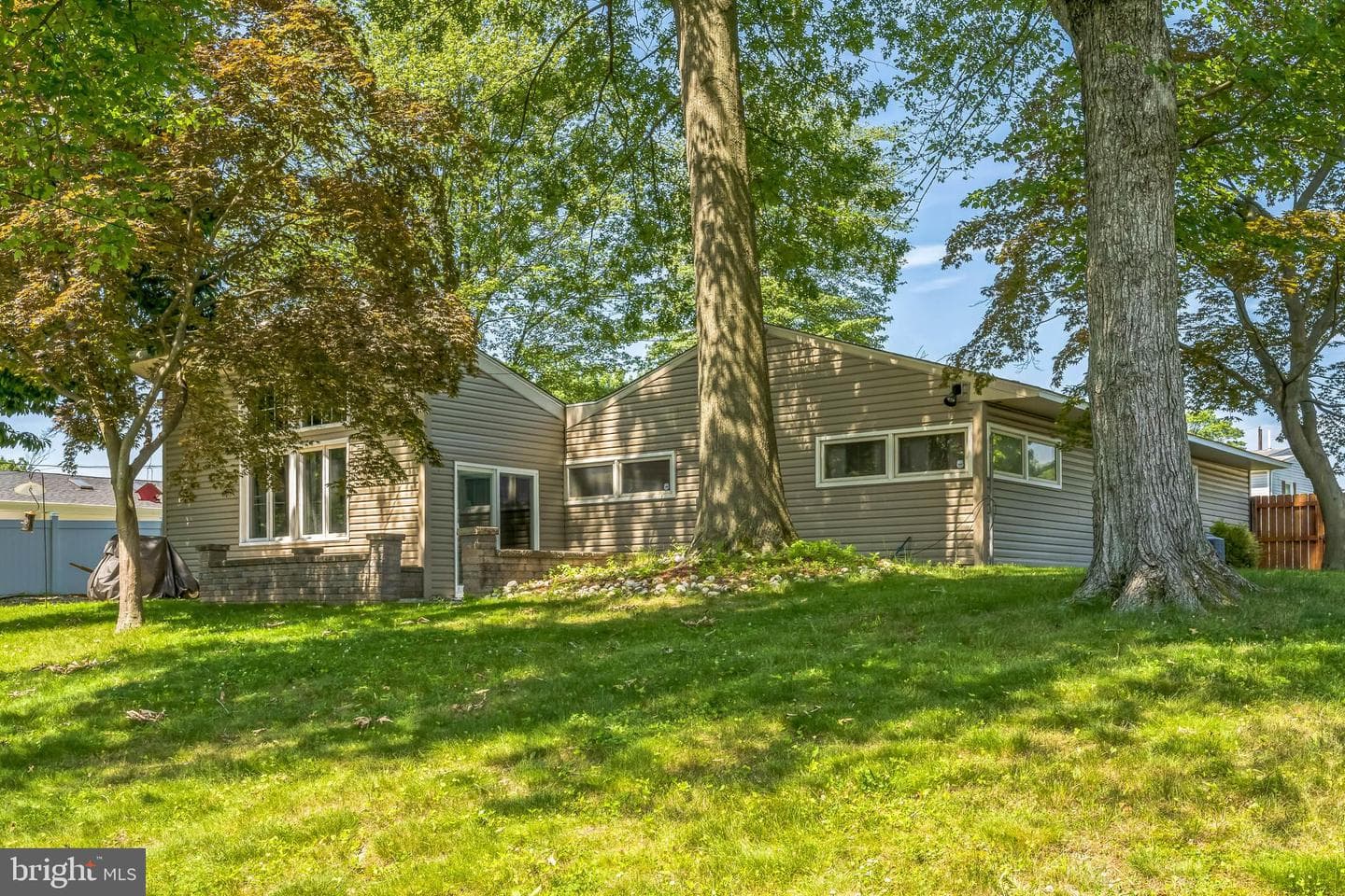 66 Yellowood Drive photo 28