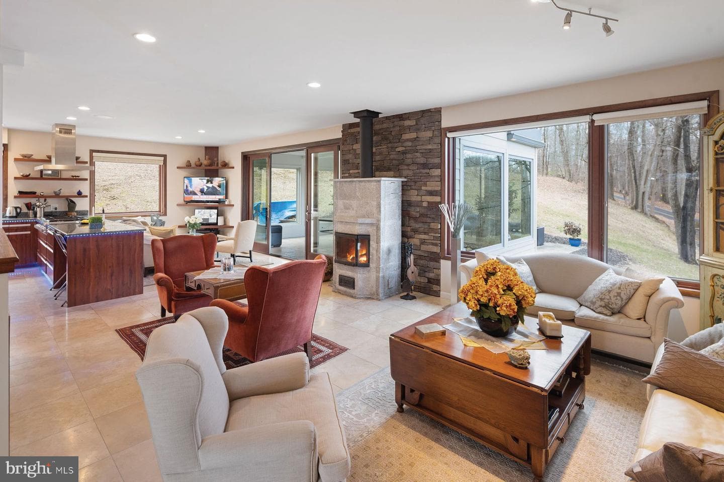 282 Aqueduct Road photo 6