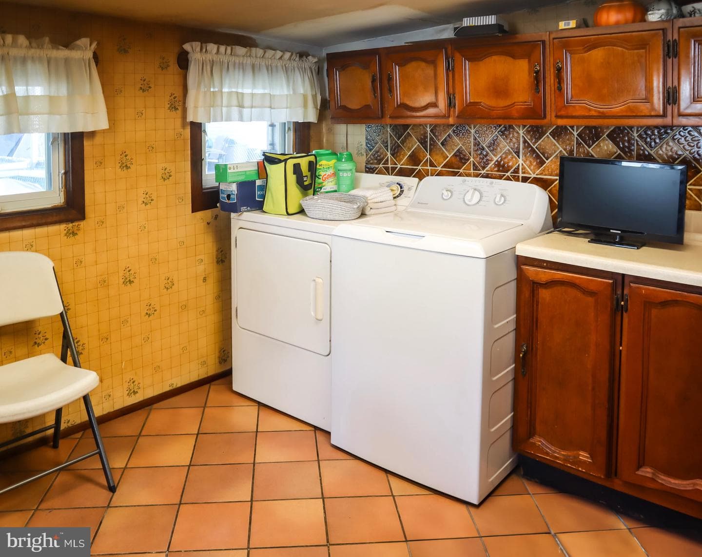 841 Garden Street photo 11