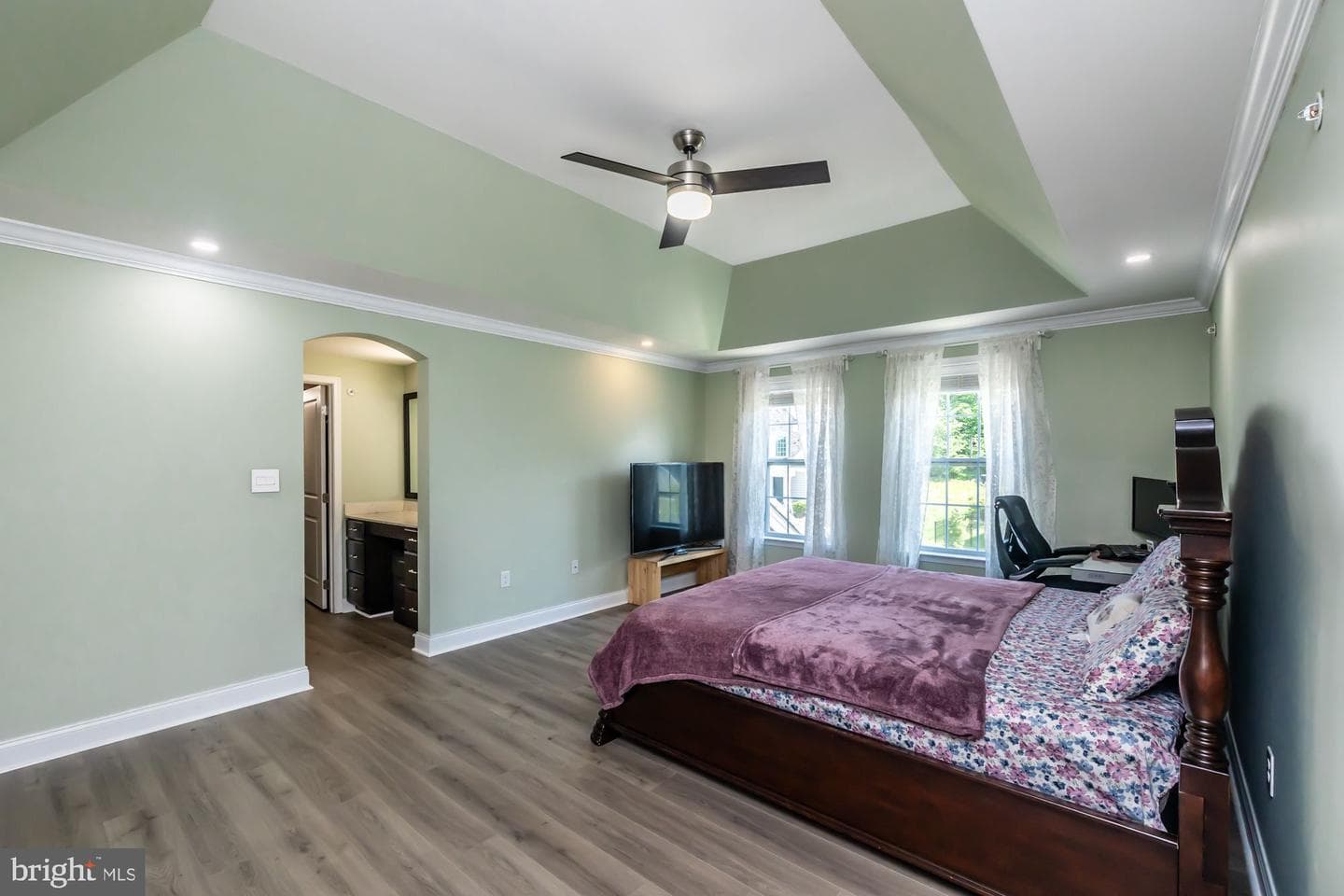 1361 Memorial Drive photo 21