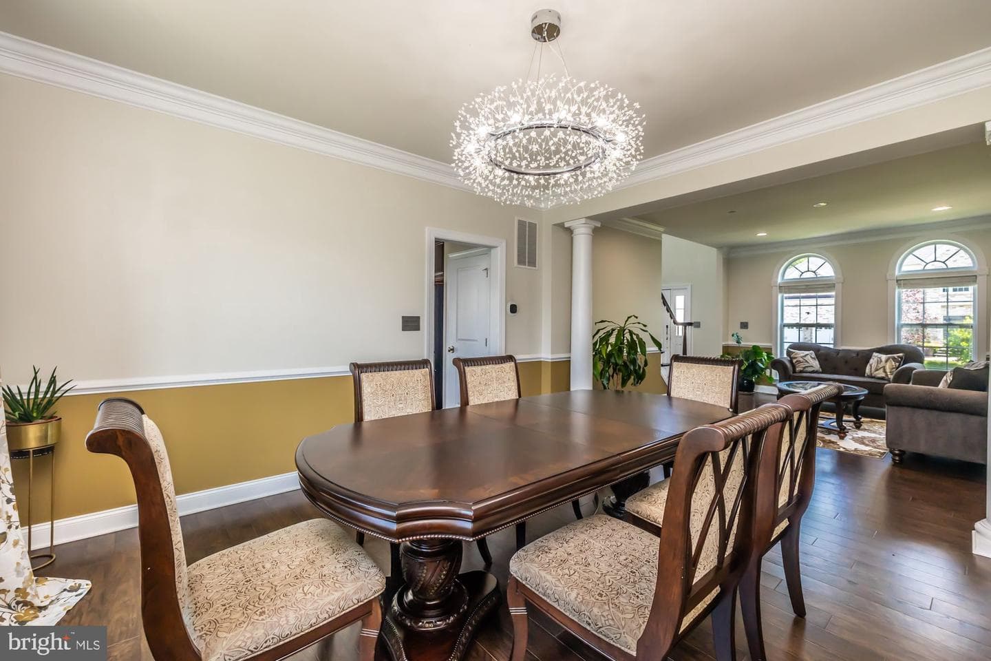 1361 Memorial Drive photo 9