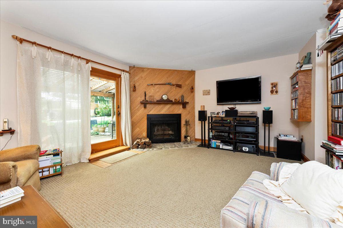 14 Providence Avenue photo 8