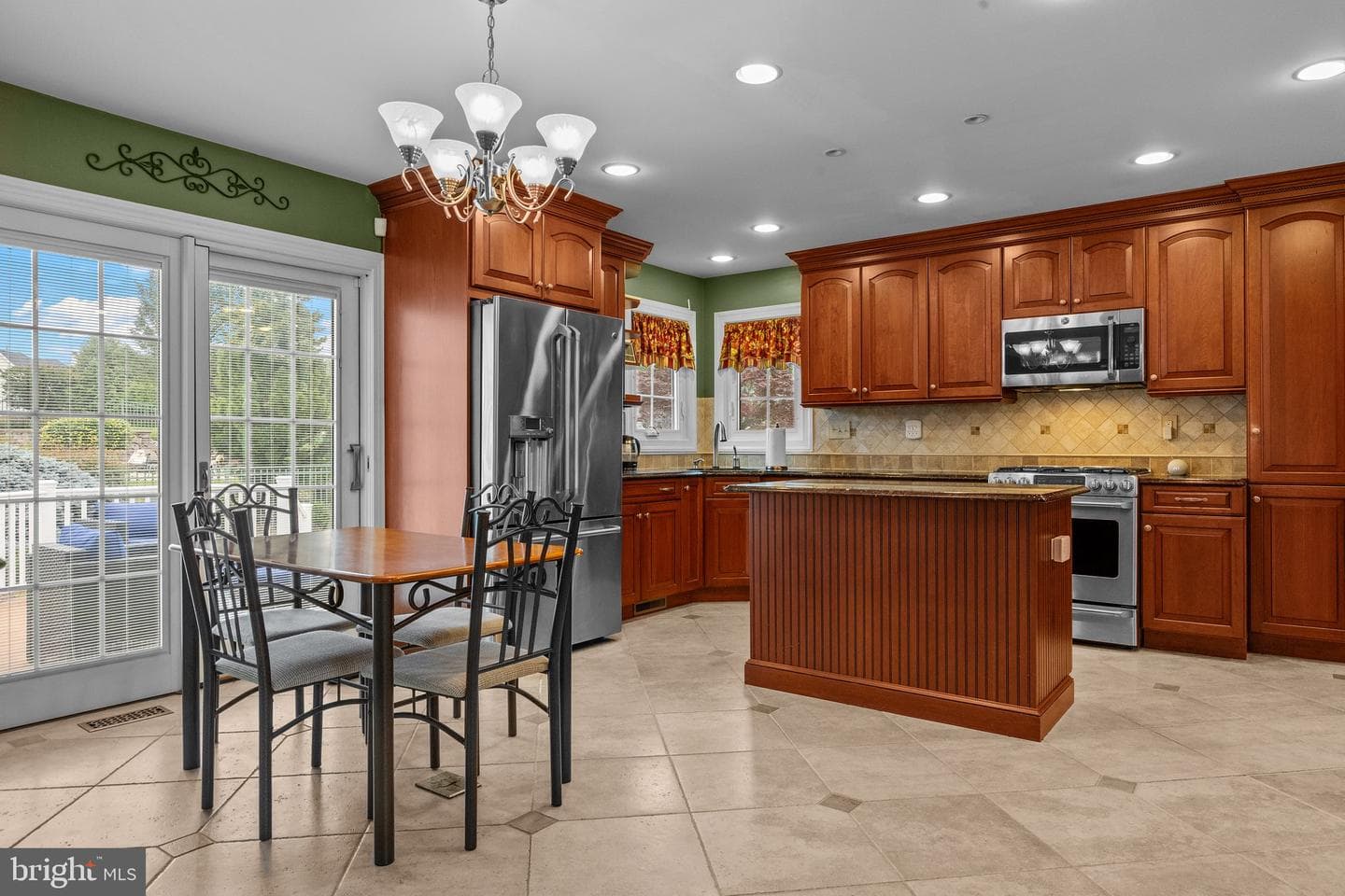 20 Cathleen Drive photo 11