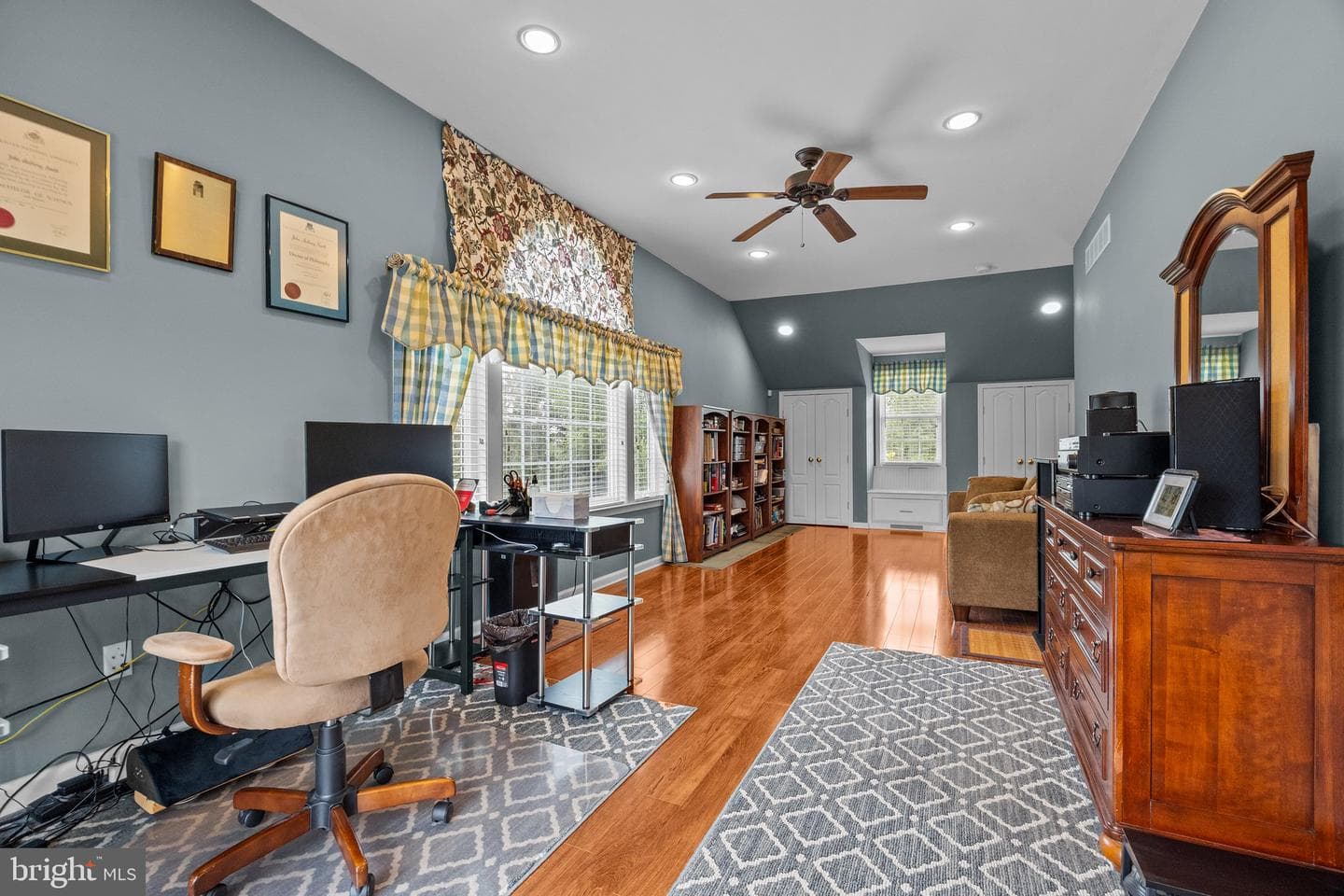 20 Cathleen Drive photo 29