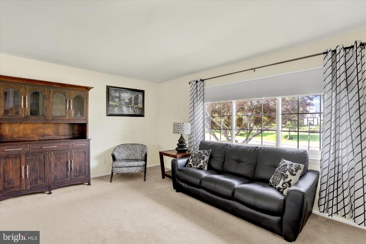 869 Primrose Drive photo 14