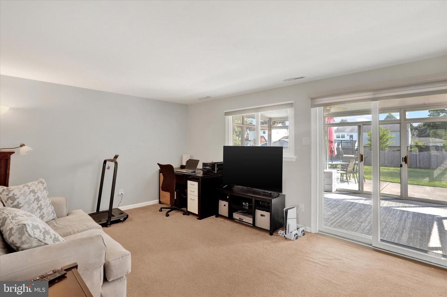 869 Primrose Drive photo 27