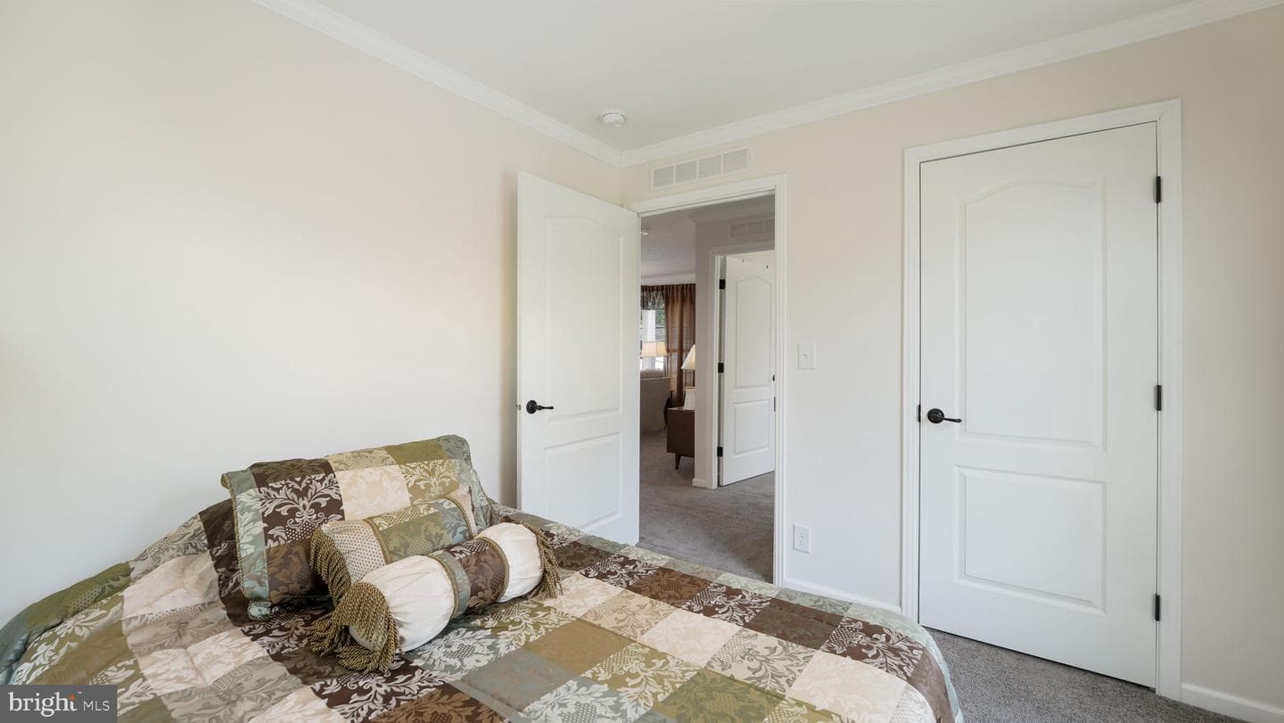4 Laurel Terrace photo 18