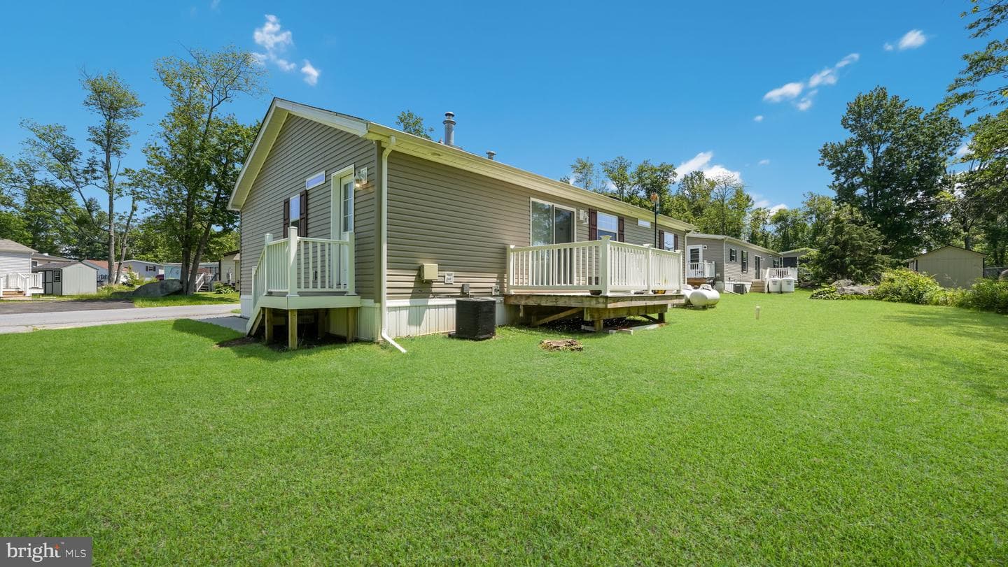 4 Laurel Terrace photo 24