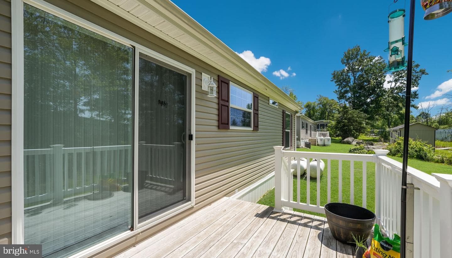 4 Laurel Terrace photo 27