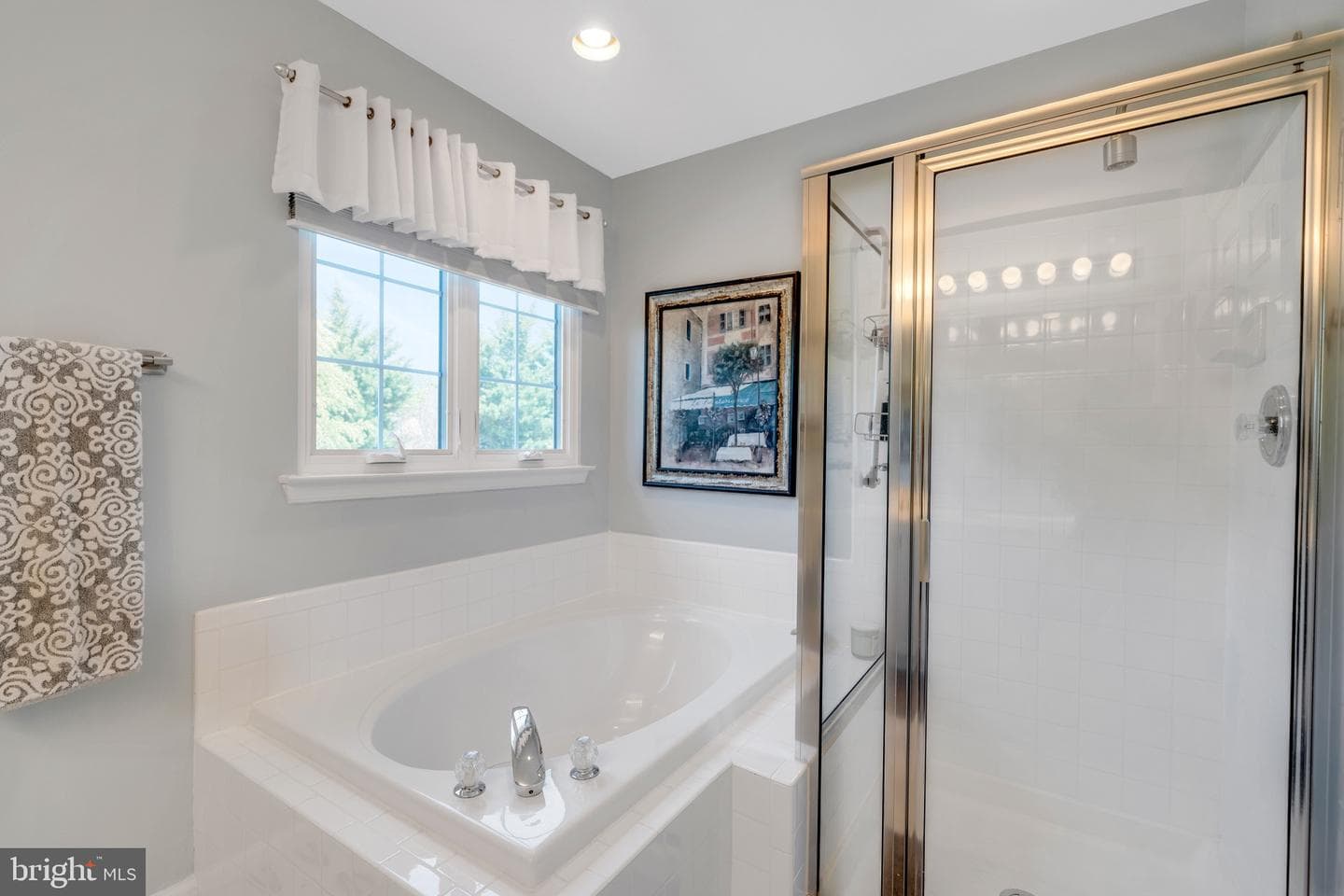 4547 Summerhill Drive photo 25