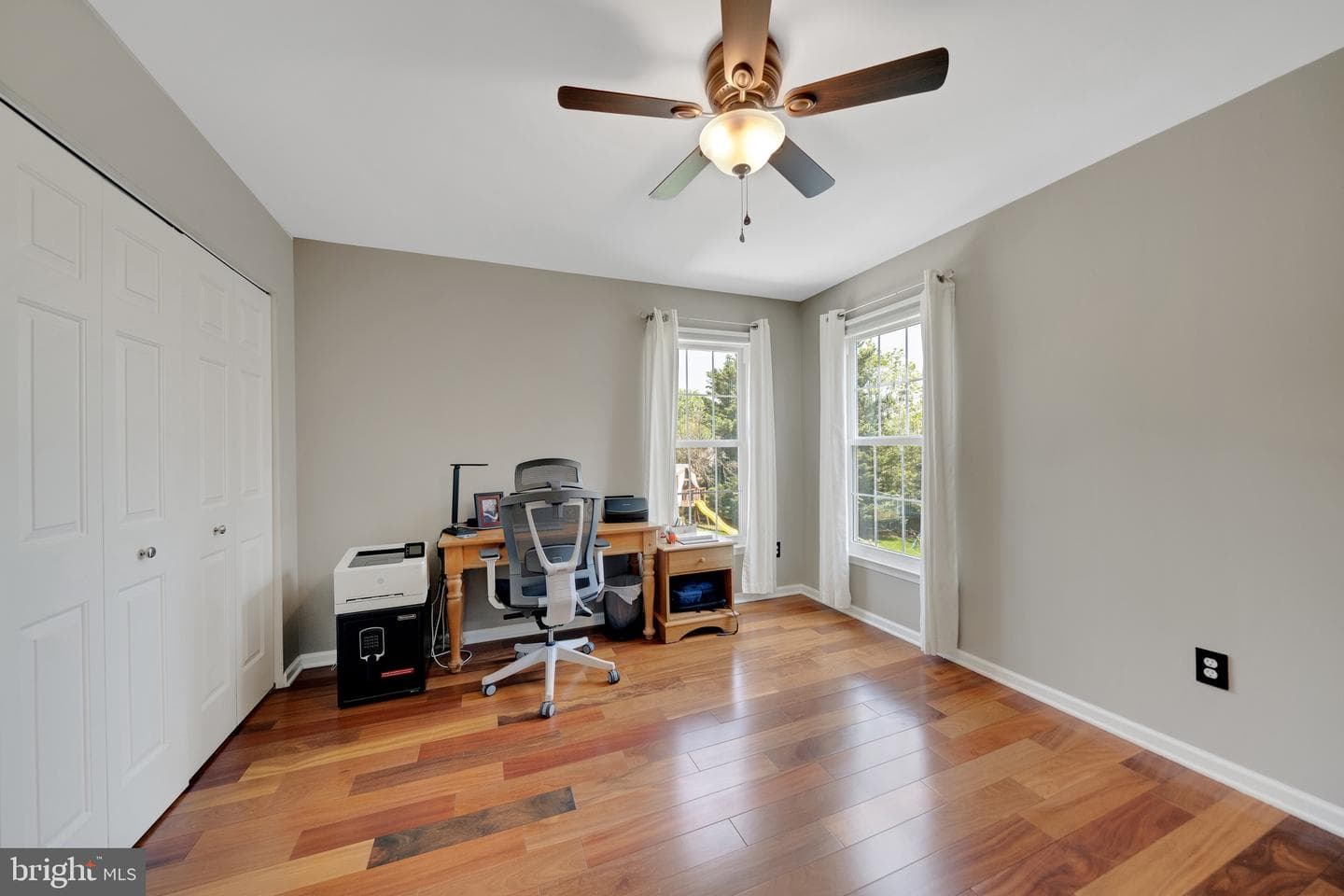 4547 Summerhill Drive photo 8