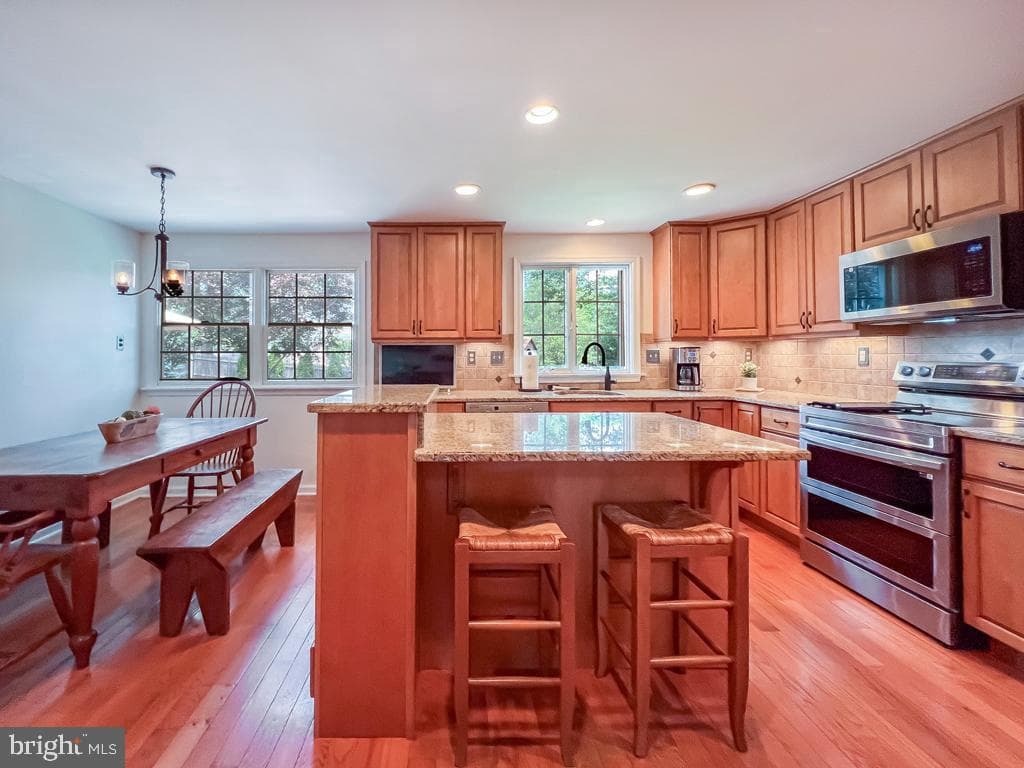 922 Edgewood Road photo 18