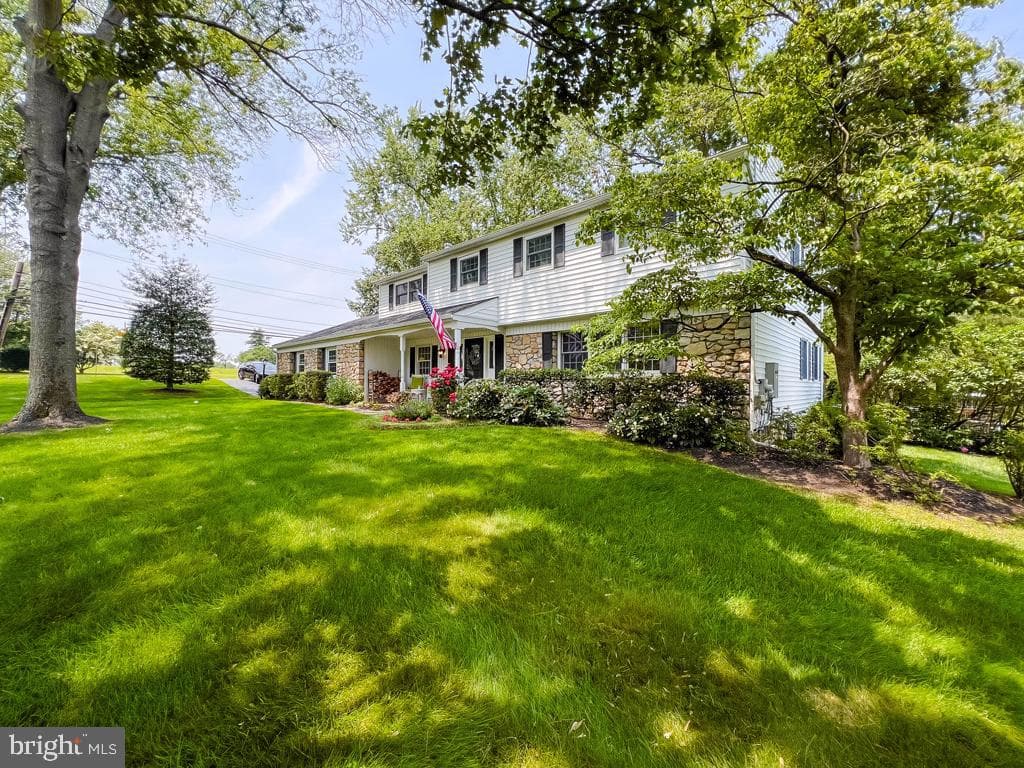 922 Edgewood Road photo 3