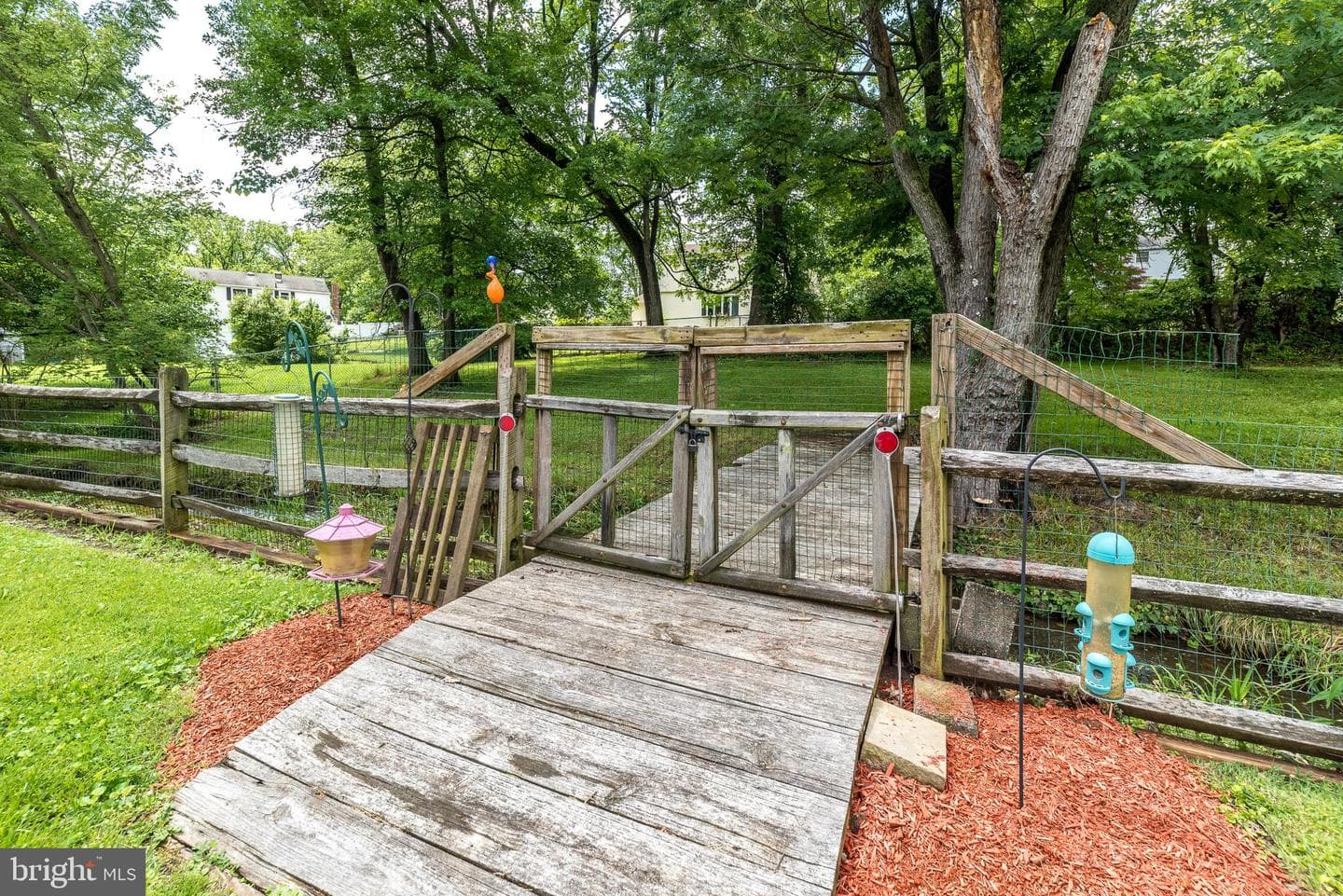 866 Decker Lane photo 9