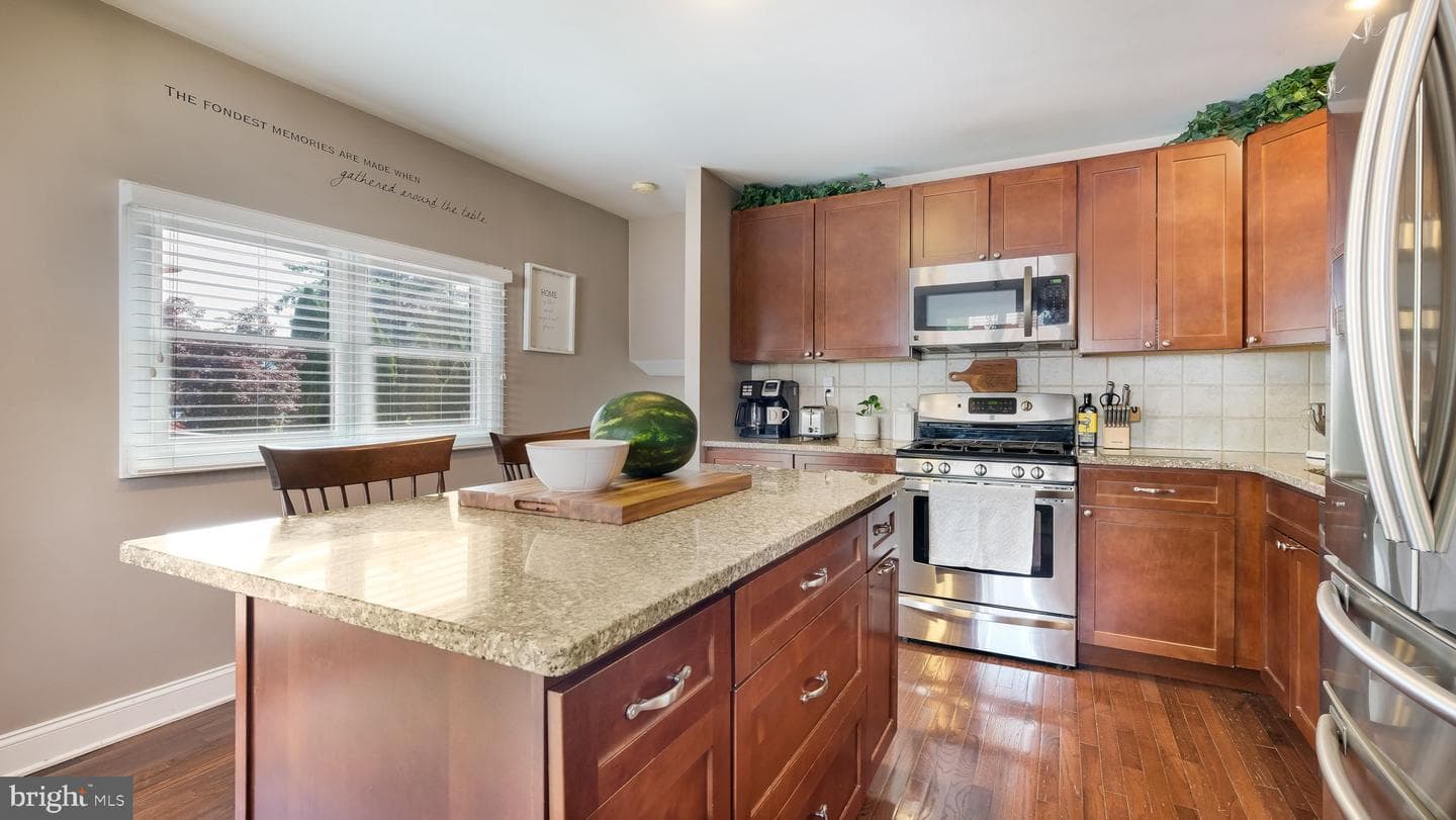 275 Magnolia Road photo 11