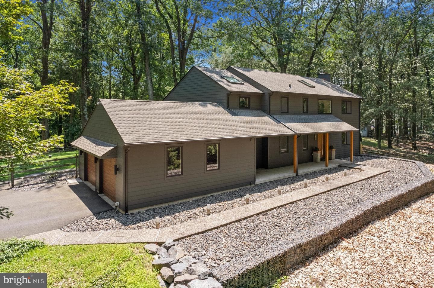 5653 Private Drive photo 2