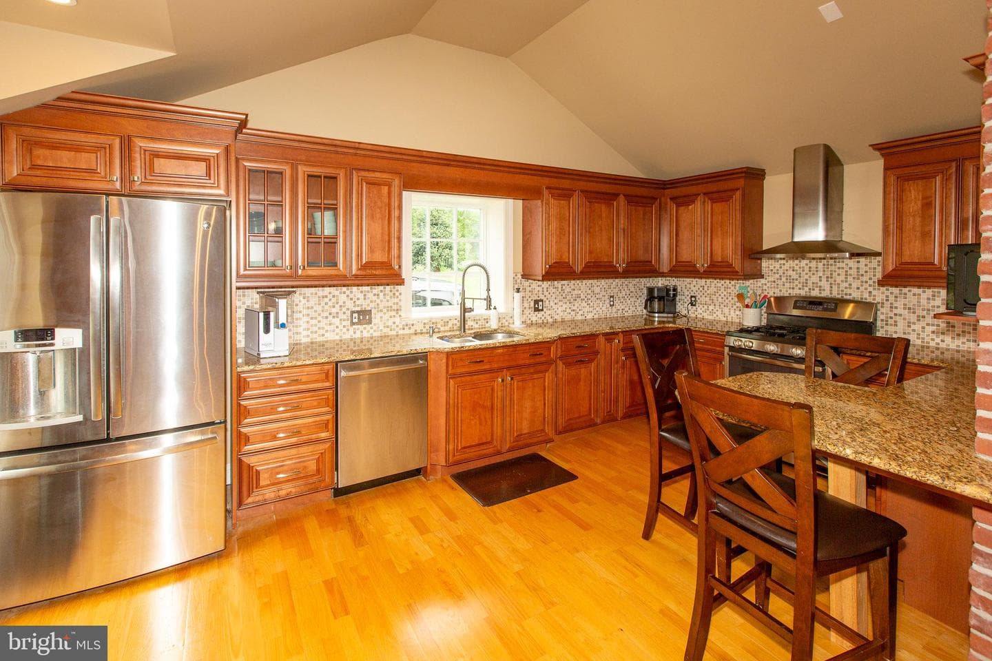529 Keystone Drive photo 2