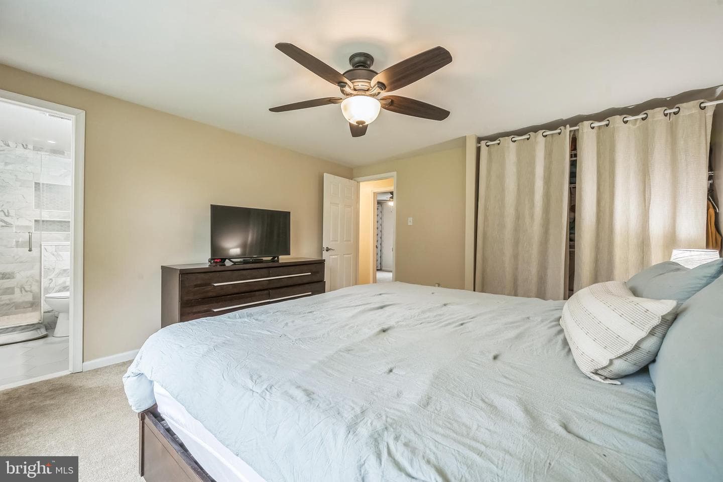 8 Cedar Lane photo 18