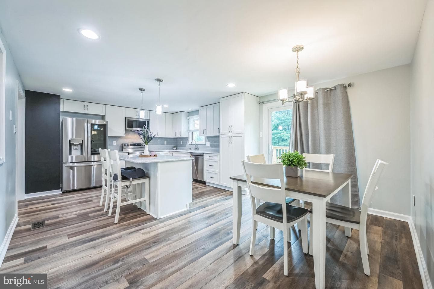 8 Cedar Lane photo 8