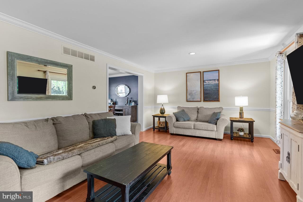 1569 Silver Lake Road photo 3