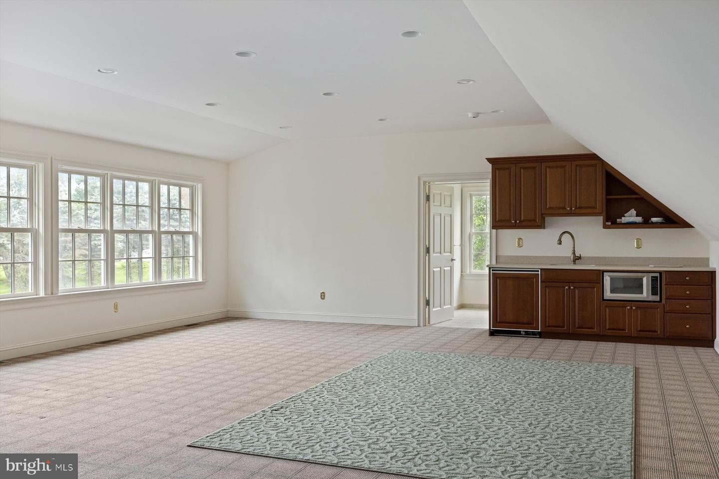 233 Lurgan Road photo 56