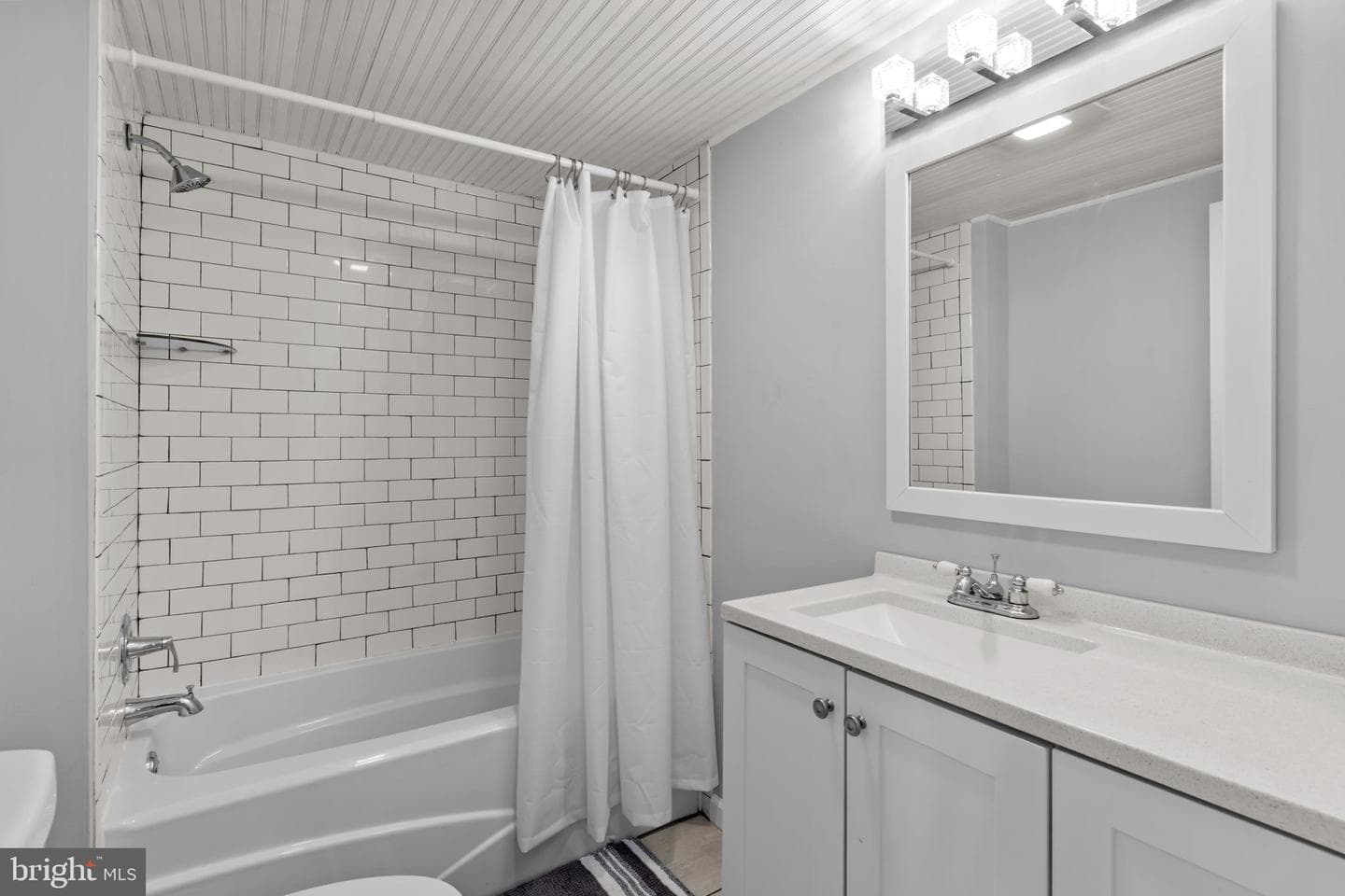 322 Newport Road photo 5