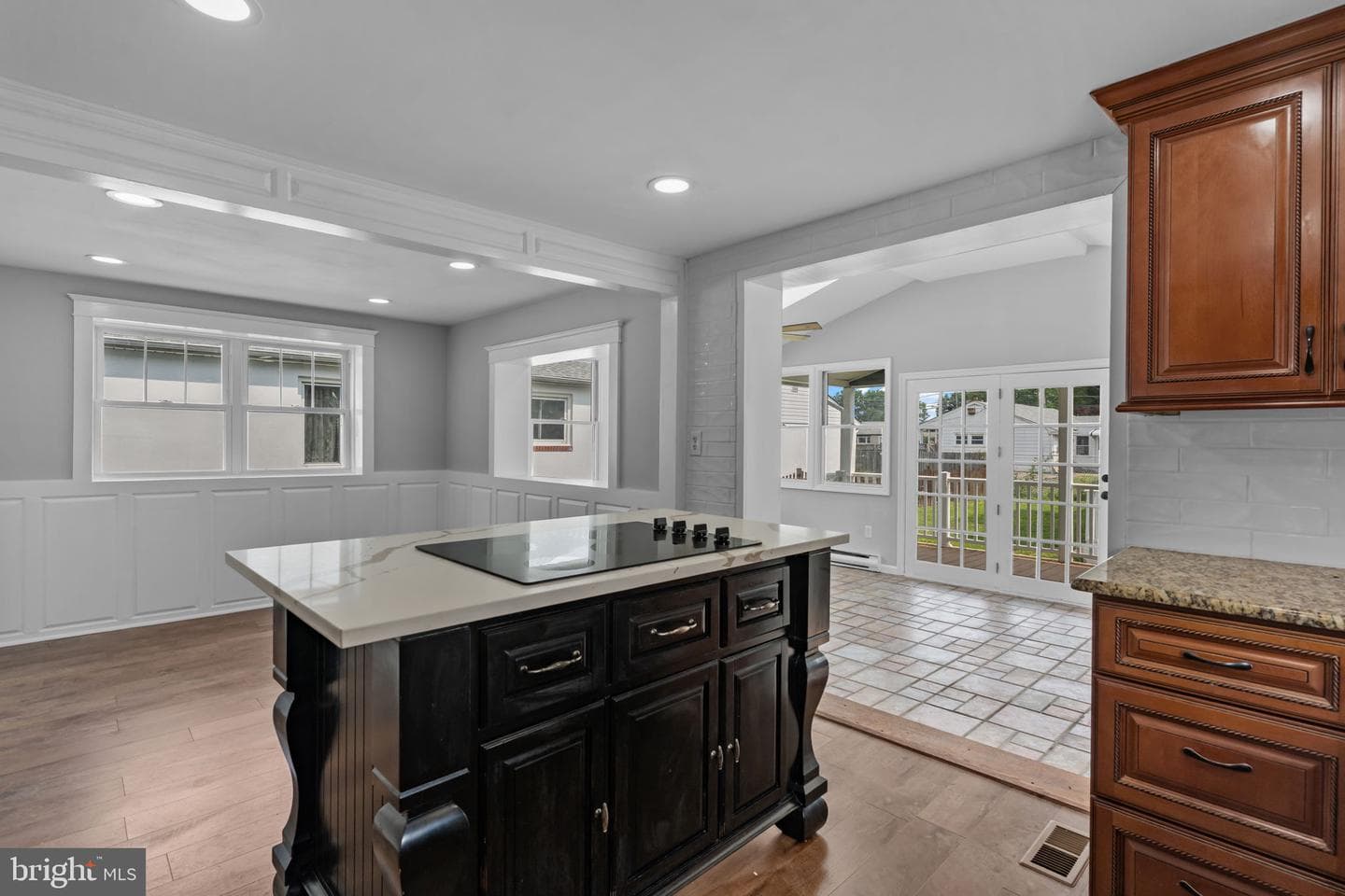 322 Newport Road photo 9