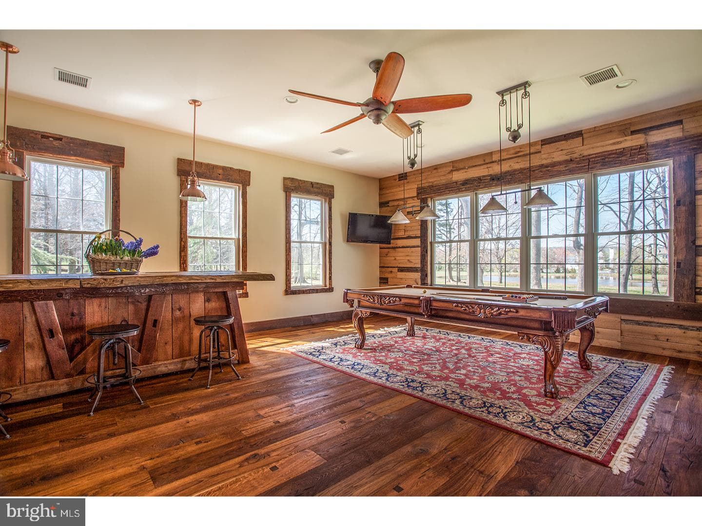 2103 Street Road photo 9