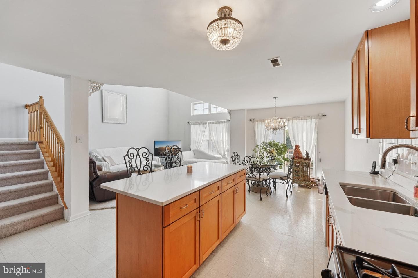 39 Sunrise Court photo 15