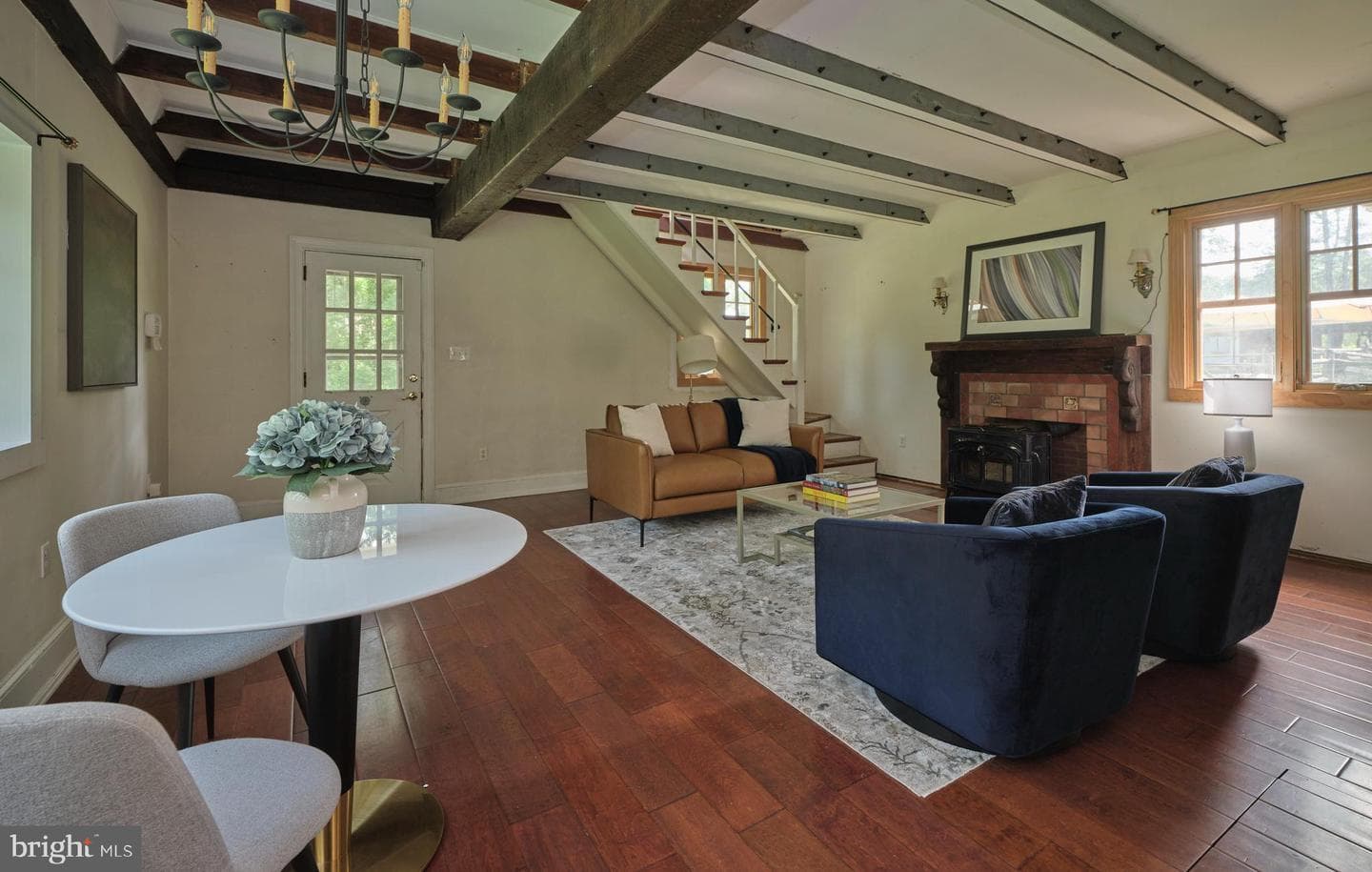 2598 River Road photo 11