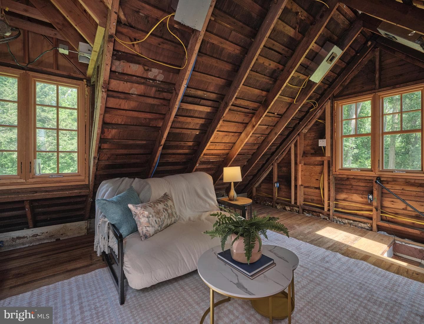 2598 River Road photo 23