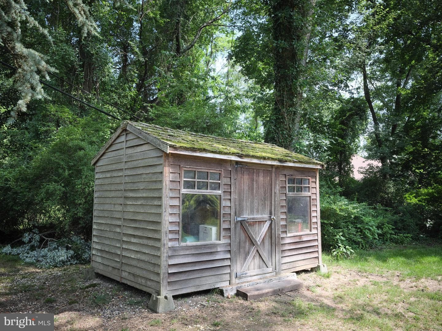 2598 River Road photo 26