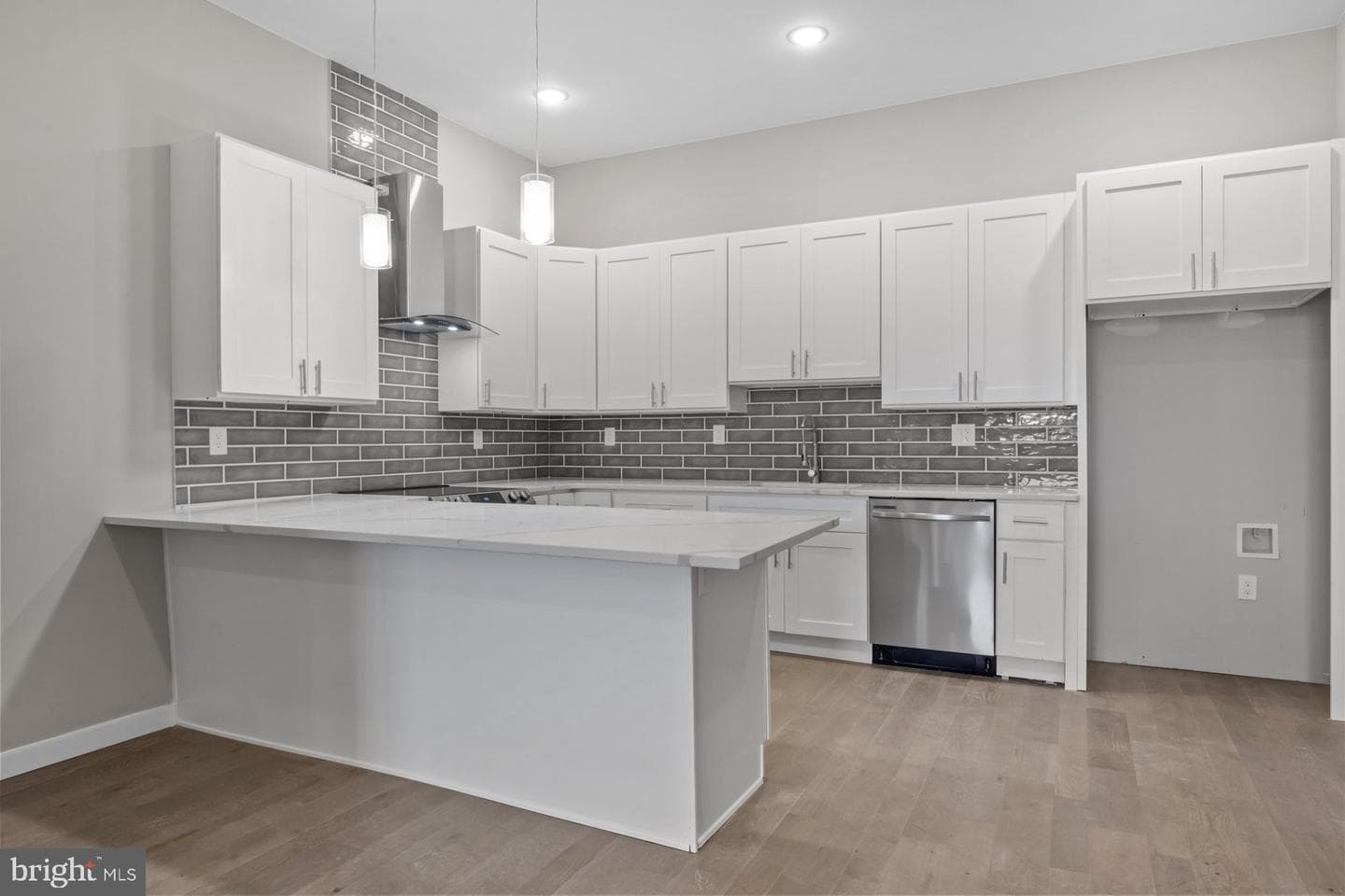 418 Jefferson Avenue #10 photo 4